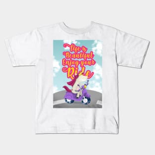 Traveling unicorn Kids T-Shirt